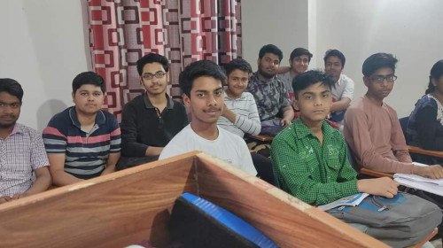 Detailed & Premium Coaching Style